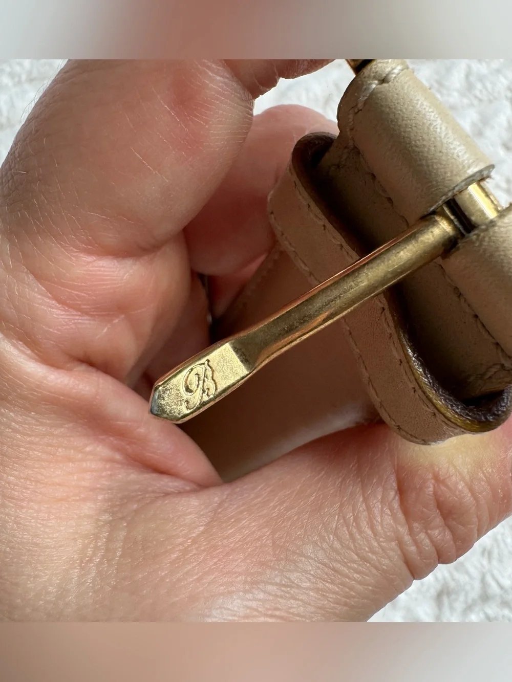 VTG 90s Salvatore Ferragamo Leather Belt S 30” Beige Gold Tone Buckle Italy
